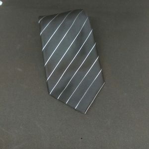 Donald J Trump tie